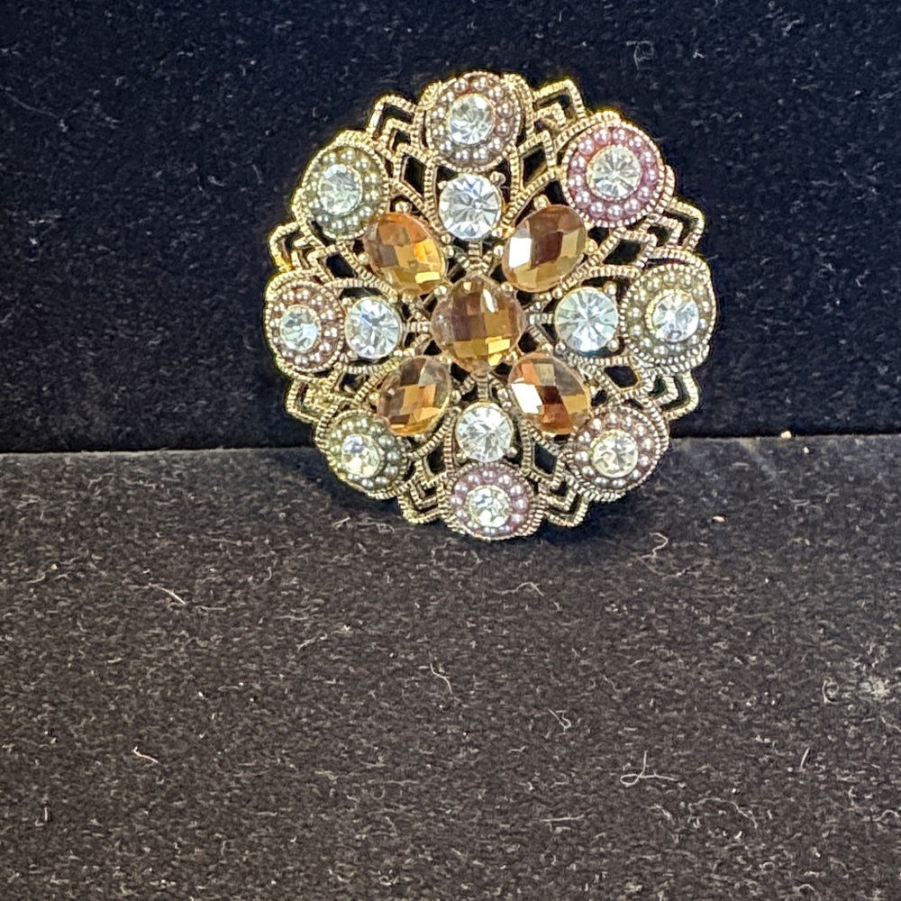 Vintage-Inspired Gold and Silver Brooch